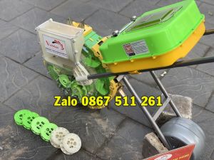 Máy gieo hạt 2 chức năng kết hợp bón phân tại Gia Lai