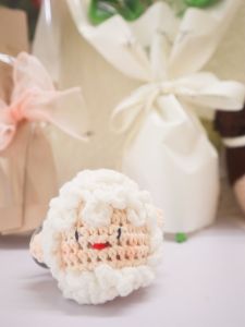 Móc khóa bé cừu len handmade