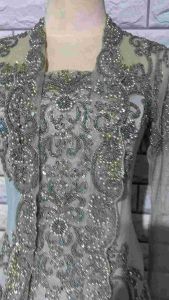 Set Kebaya Wisuda Kutubaru Silver & Kebaya ABG Rok Lilit