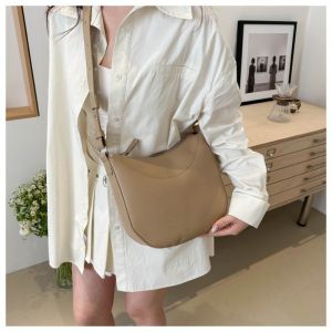 Simple Shoulder Bag & Texture Crossbody Bag: A Guide to Zipper Grained Leather Bags