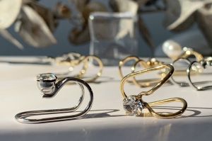 8pc Ear Cuff Crystal Diamond Pearl Cuff Earring Ear Clips Non Piercing Gold & Silver Color Cartilage 4 Various Styles Cuff Earrings for Women [SG New]