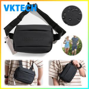 Vktech กระเป๋าเป้สะพายหลัง PU สำหรับผู้ชาย กระเป๋าเดินทางกลางแจ้งที่มีสไตล์ น้ำหนักเบาและใช้งานได้จริงสำหรับการเดินป่า