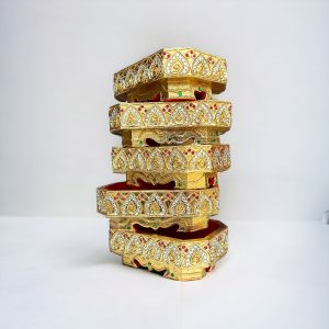 เซ็ต 5 ชิ้น กี่น้ำชา ถาดไม้ ถาดรองแก้ว แปดเหลี่ยม ไม้แกะสลัก ถาดทอง 22x14.5x8cm ถาดน้ำชา ติดกระจก เส้นทอง Set of 5 Octagonal Golden carved wood tray