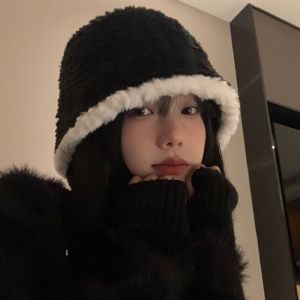 FDHT Thick Girls Bucket Hat Windproof Warm Lamb Fleece Basin Cap Trendy Outdoor Faux Fur Bucket Hat Women