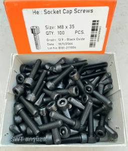 น็อตตัวผู้หัวจมดำเบอร์ 12# ขนาด M8x35mm เกลียวตลอด 1.25mm เกรดแข็ง 12.9Grade :12.9 Black Oxide BSF ยาวไม่รวมหัวน็อต 3.5cm น็อตหัวจมดำหกเหลี่ยม ยี่ห้อ BSF แข็งแรงได้มาตรฐาน น็อตไทยผลิตใหม่