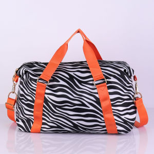 กระเป๋าใส่เสื้อผ้าไปเที่ยว กระเป๋าเดินทาง Travel bag กระเป๋าใบใหญ่ กระเป๋าสะพายไหล่ เหมาะกับการพกพาเดินทาง เล่นกีฬา ฟิตเนส พกพาสะดวก น้ำหนักเบา