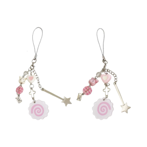 Cute Fish Cake Keychain with Heart Beads Camera Strap Fashion Key Accessory Suitable for Backpack and CCD Photography