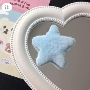 Plush five-pointed star hair clip Y2K Star duckbill clip white and pink furry dopamine hair accessory sweet headwear for women