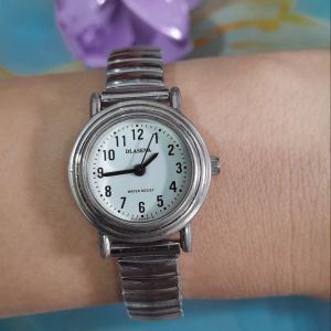 Đồng hồ nữ DLASENA dây chun sang trọng second hand si nhật- đã qua sử dụng