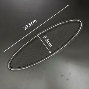 Các MẫuThảm Chống Trượt Để Taplo Ô Tô Đính Đá Hình Thiên Nga Sang Chảnh