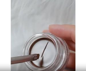 【TERSEDIA & COD】Krim Eyeliner 2 Warna Tahan Lama Tahan Air Anti-keringat Pena Eyeliner Gel Anti-noda Halus Cepat Kering Eyeliner Pembentuk Film Kosmetik Rias Mata Lilin Alis