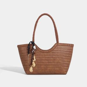Retro Woven Bag New High-end Style Basket Bag French Fashionable Versatile Tote Bag Womens Large Capacity Commuter Woven Bag2026