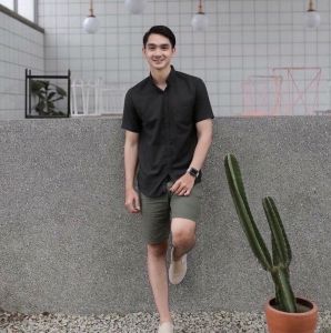 KEMEJA POLOS PRIA LENGAN PENDEK BOYI TOP MAN DISTRO CASUAL FORMAL KERJA KANTORAN UKURAN M L XL XXL XXXL