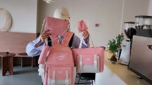 AE Eco-style simple backpack for women Korean version lightweight large-capacity suitable for elementary and middle school hand-held tutoring backpack five-piece set