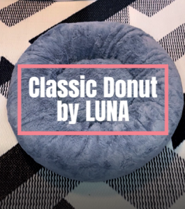 LUNA ที่นอนสัตว์เลี้ยง ที่นอนโดนัท นุ่มสบาย ที่นอนแมว ที่นอนสุนัข | Classic Donut Pet Bed by LUNA