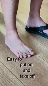 1Pair Silicone 3-Hole Toe Separator Bunion Corrector Hallux Valgus Toe Spacer for Flip Flops Shoes