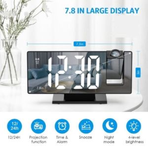 Đồng hồ chiếu hình ảnh 12:36 hiển thị giờ 12/24 điều chỉnh sáng báo thức sạc USB hiển thị thời gian chiếu lên tường trong phòng ngủ.