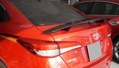 Phụ kiện Vios 2019-2020-2021-2022 Đuôi gió cánh gió thể thao có đèn loại đẹp mộc chưa sơn