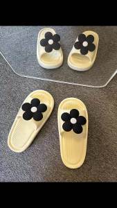 [Free Shipping] WomenS Summer Slippers Thick-Soled Cute Floral Design Suitable For Indoor Use Bathroom Slippers Non-Slip With A High-End Feel Made Of EVA Material