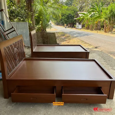 Dipan Custom Minimalis 2 Laci Ukuran 200x120 Sandaran Ukir Dipan Kayu Jati