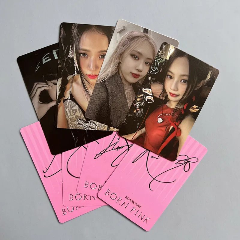 4Pcs Kpop BlackPink Lomo Card BORN PINK Album Photocards WORLD