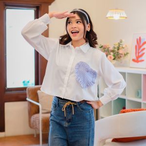 Yoenik Apparel Chija Crop Shirt with Love Kemeja Lengan Panjang Blouse kekinian Korean Style