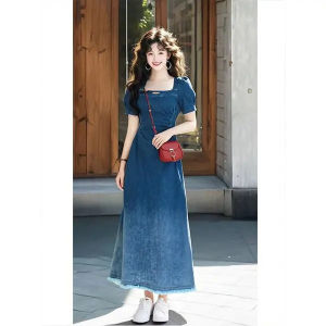 Fashion short-sleeved denim dress womens new Korean retro square collar gradual change color denim dress pleated waist medium and long skirt