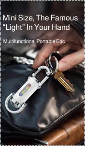 Emergency Light Mini Multifunction Keychain Portable Call for Help Emergency Rescue Simple Operation