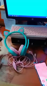 { AKZ-020 } Headset Gaming LED Telinga Kucing model AKZ-020 with microphone jack 3.5mm Headphone Gaming