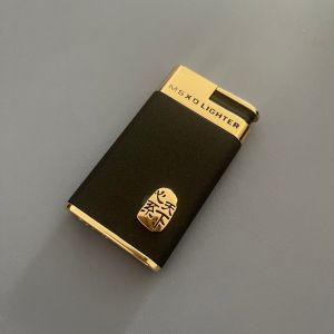 lighter .Ketelitian Tinggi. Pemantik Api Kulit Logam.gas style.Ketelitian Tinggi. Pemantik Api Kulit Logam.Penampilan Sempurna