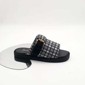 Janitra Official Shop - Quellan Sandal Wanita Casual Model Kokop Gesper Kotak Kekinian Cantik