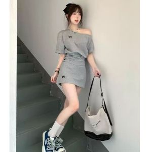 RF studio Korean casual sportswear suit for womens summer age reduction simple waist one-word shoulder slant shoulder short-sleeved short skirt two-piece set