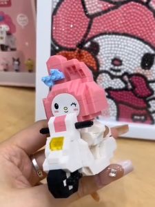 Building Block Mini Cartoon Block Education DIY Sanrio 三丽鸥快餐系列积木玩具 Blok Bina Mini Kartun Cinnamoroll Melody Nano 3D Diamond
