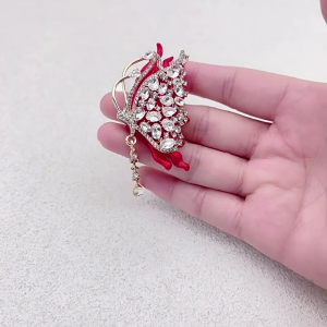 Rhinestones Butterfly Brooch Fashionable Evening Wear Lapel Pin Clothing Accessories Social Event