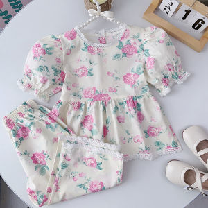 Gấu lãnh đạo bé gái ngọt ngào Bộ quần áo 2023 mùa hè mới bong bóng phân mảnh áo có tay + Quần Legging rộng Bộ quần phiên bản Hàn Quốc