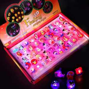 Combo 2 Nhẫn phát sáng Đèn Led trong bóng tối nhiều màu cho bé -LUMBL