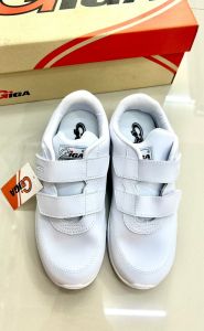 L รองเท้านักเรียน รองเท้านักเรียนหญิงรองเท้านักเรียนวอร์มขาว Size 36-41 ราคาป้าย 329 บาท