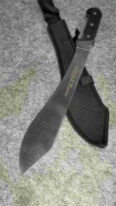 มีดตั้งแคมป์เดินป่า เหล็ก 420A ด้ามจับ ABS