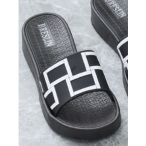 Sandal Selop Gondes Wanita Breslin Motif Gambar Kotak - Kotak Putih 2310-R3H