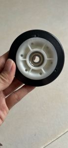 Bánh tỳ đỡ lồng máy sấy BEKO