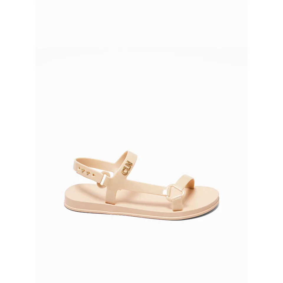 CLN Flat Sandals, Women's Fashion, Footwear, Flats & Sandals on Carousell