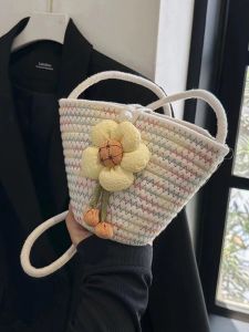 กระเป่าสะพายข้าง กระเป๋าผู้หญิงงานผ้า เป็นผ้าถัก