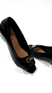 SEPATU WEDGES PEEP TOE (DEPAN TERBUKA) WANITA KULIT 033