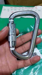 Adela AF-15 Steel Carabiner: Specifications & Outdoor Activities