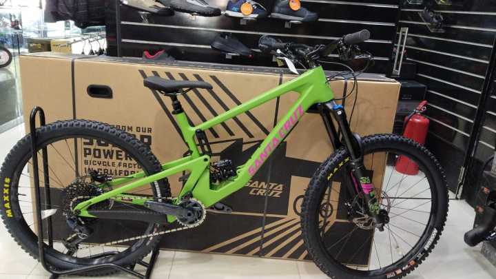 Santa cruz cheap nomad green