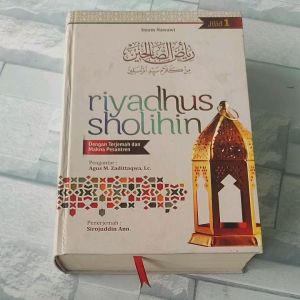 Riyadus Sholihin 3 Bahasa dengan Terjemah & Makna Pesantren