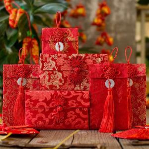 Mùa cưới - Bao Lì Xì Vải Gấm mẫu đứng đính ngọc bội may mắn - Bao Lì Xì Cưới - Bao Nạp Tài Mùa Cưới