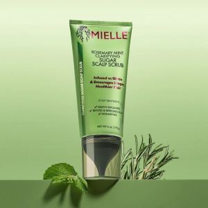 Tẩy tế bào chết da đầu Mielle Rosemary Mint Clarifying Sugar Scalp Scrub 170g- MIELLE của Mỹ - Làm sạch sâu và làm mát da đầu.  Kích thích sự lưu thông của da đầu.  Giúp da đầu sạch sẽ và khoẻ mạnh hơn.