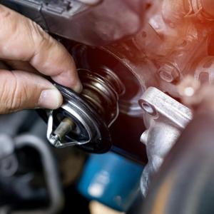 Long Lasting Engine Coolant Temperature Control Thermostat Housing Assembly Unit Suitable for 25600-2G500 86025 902-5128