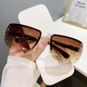 Millennium Hot Girl Sunglasses Fashion Korean Aesthetic Shades for Women Men Vintage Retro Style Rectangle Sun Protection Diamond Decoration Glasses UV400